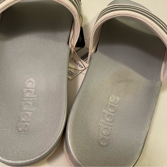 Adidas Adilette Comfort Slides Slip On White and Silver Woman’s Size 7 Sandal - Picture 11 of 12